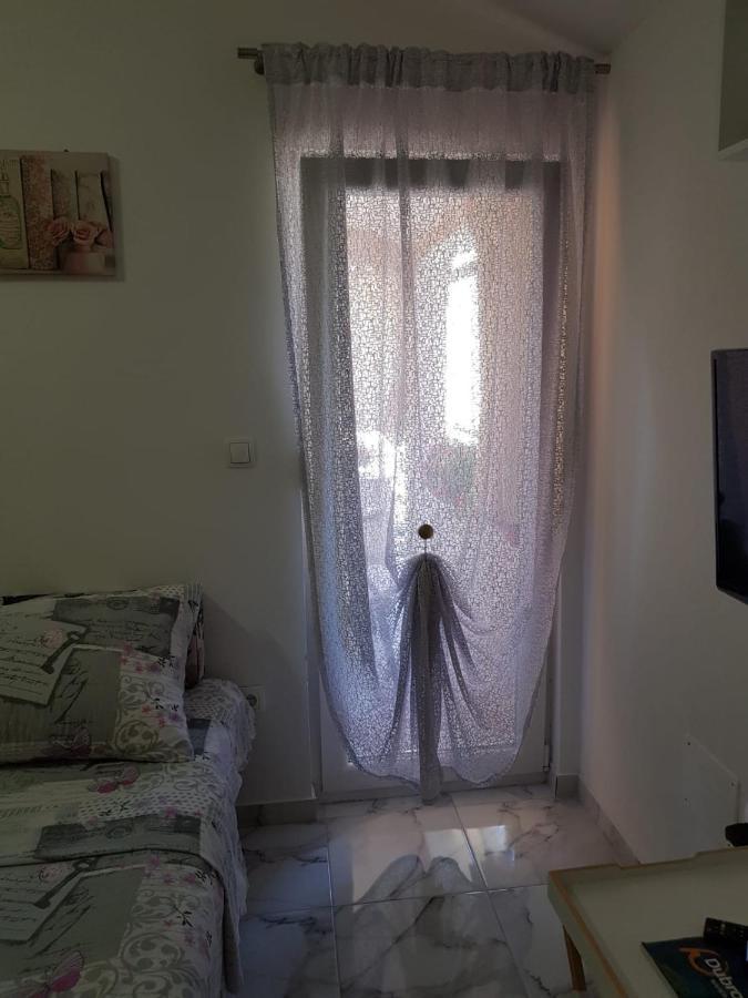 Studio Apartment Lili Задар Екстериор снимка